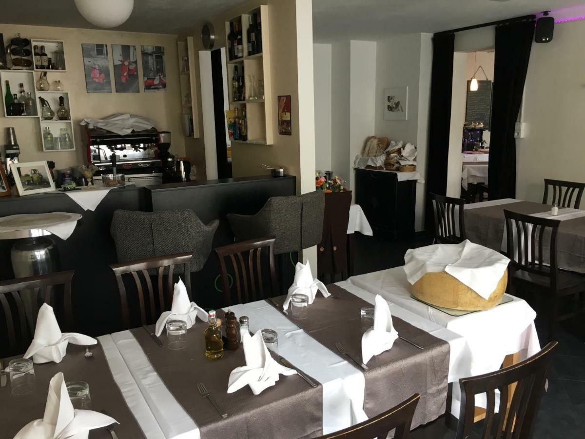 Eberl Hotel Pension Muenchen Feldmoching Экстерьер фото