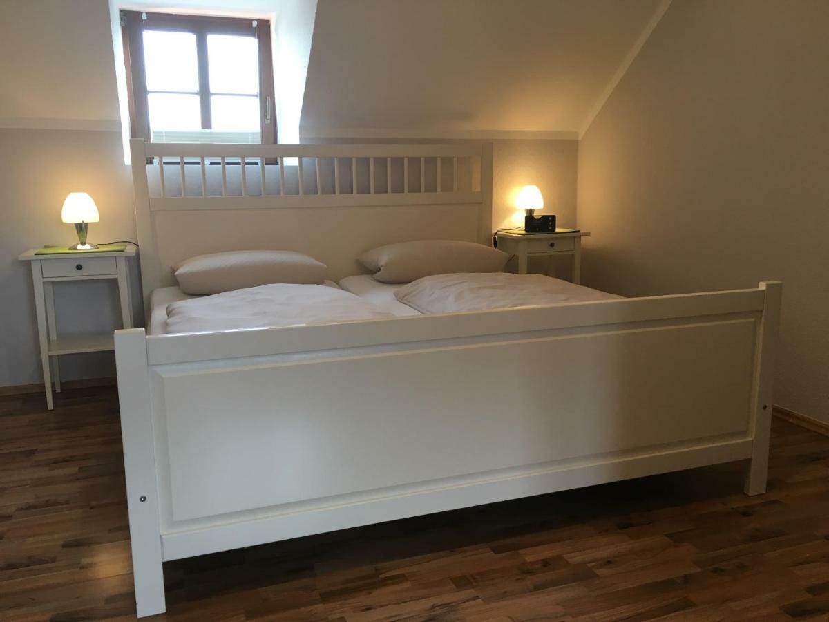 Eberl Hotel Pension Muenchen Feldmoching Экстерьер фото